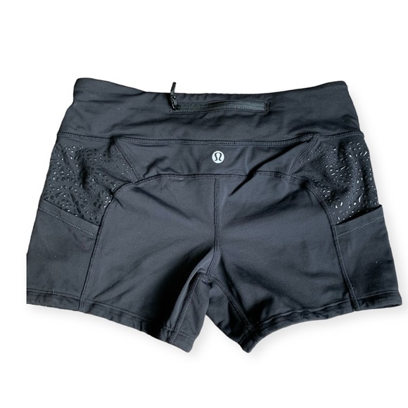 Lululemon, size 6, black shorts, - Picture 2 of 8